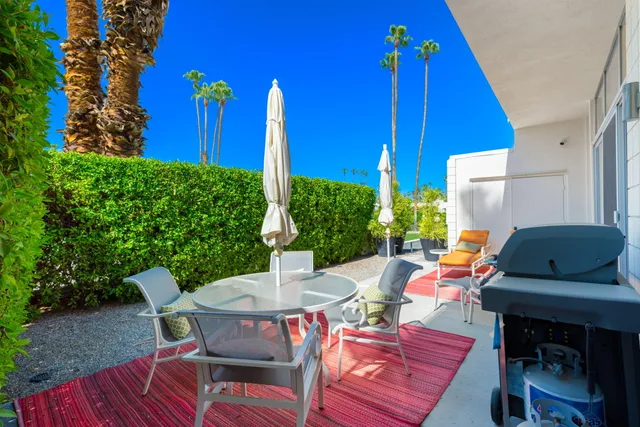 $4,500 | 800 East La Verne Way, Palm Springs, CA 92264