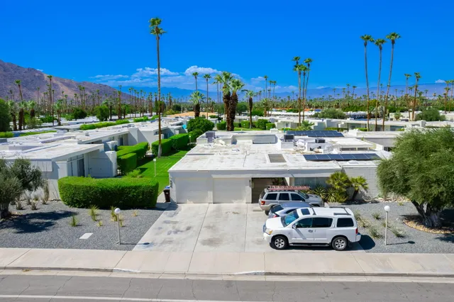 $4,500 | 800 East La Verne Way, Palm Springs, CA 92264