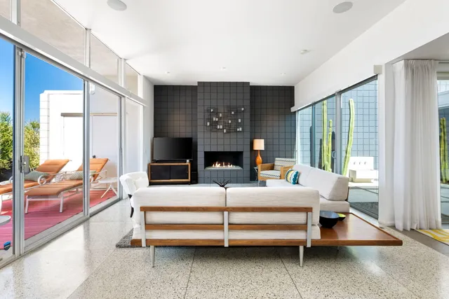 $4,500 | 800 East La Verne Way, Palm Springs, CA 92264