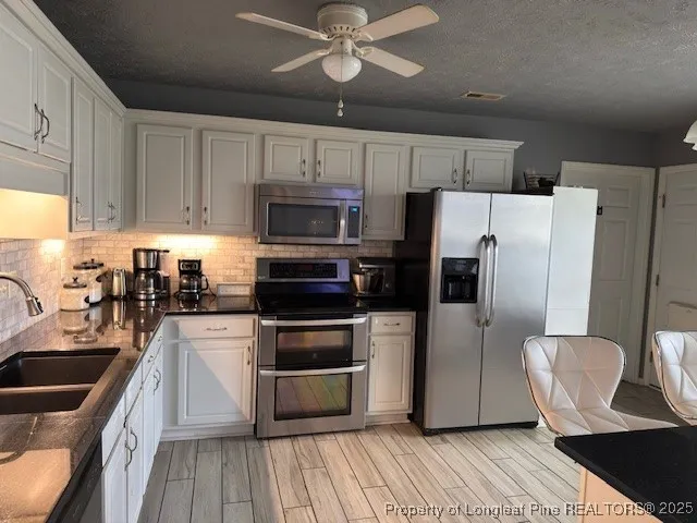 a close view of sink and tap