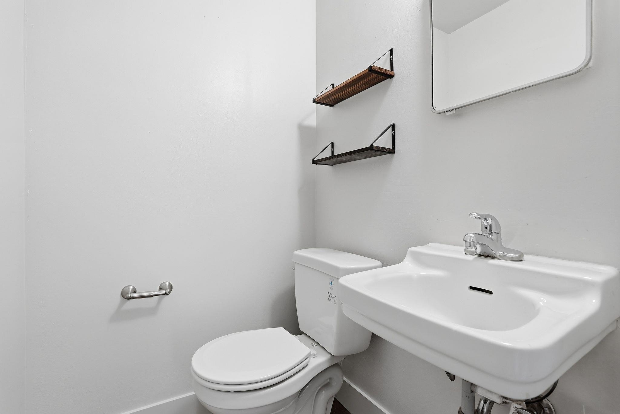 3027 West Rowan Avenue Spokane, WA 99205 - Photo 13 of 26