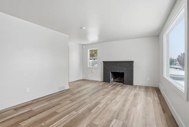 $377,500 | 3027 West Rowan Avenue, Spokane, WA 99205