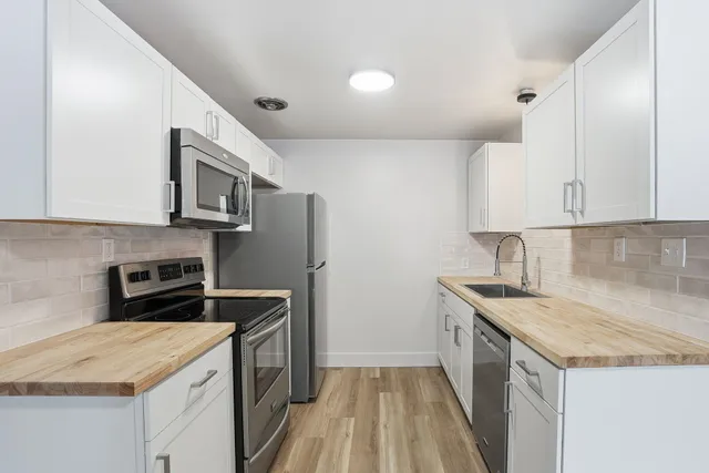 $377,500 | 3027 West Rowan Avenue, Spokane, WA 99205