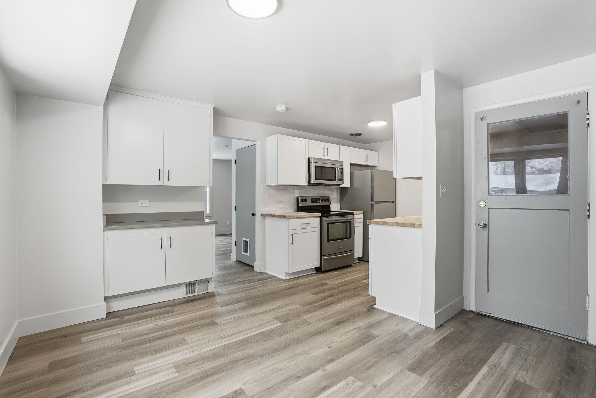 3027 West Rowan Avenue Spokane, WA 99205 - Photo 8 of 26