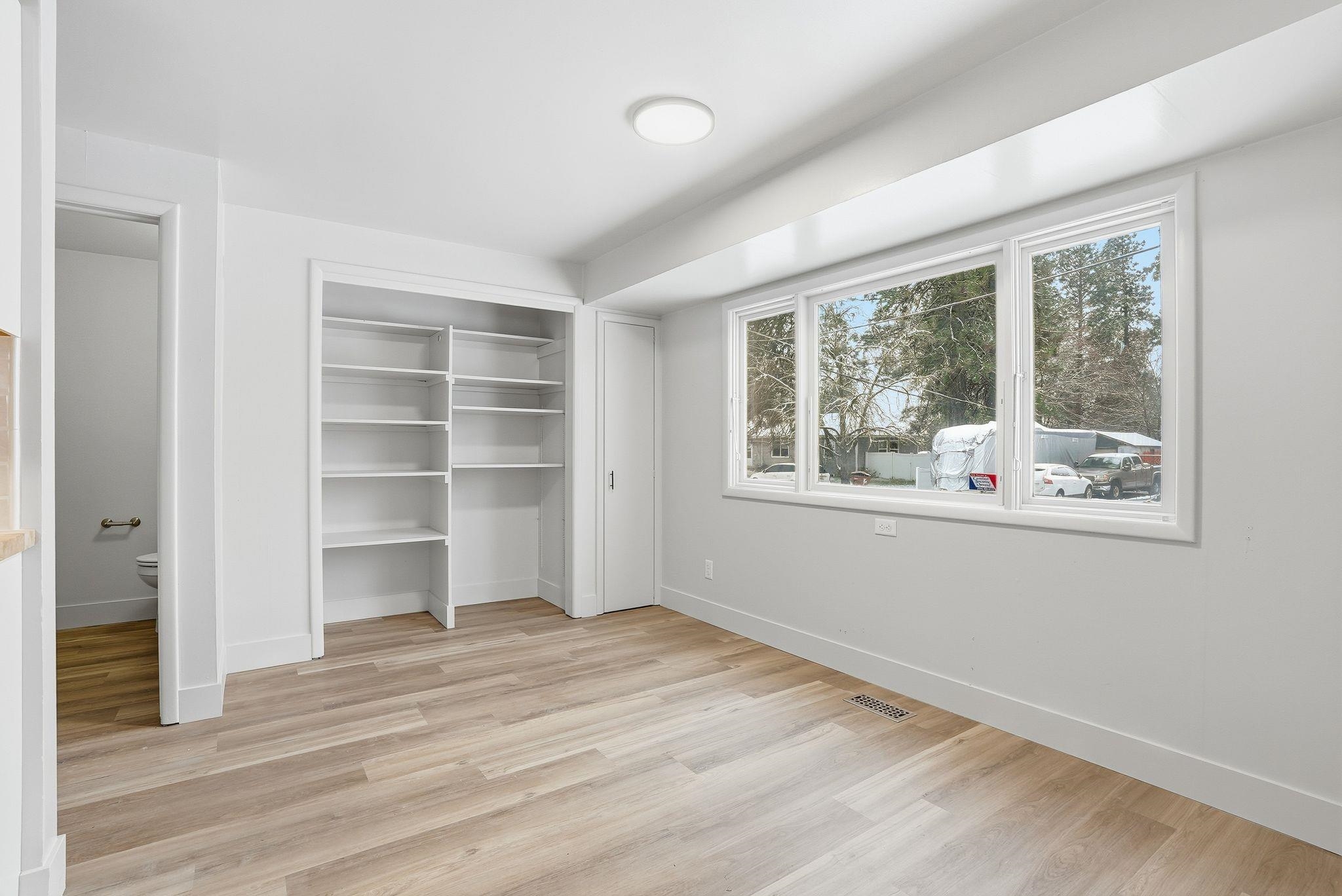 3027 West Rowan Avenue Spokane, WA 99205 - Photo 10 of 26