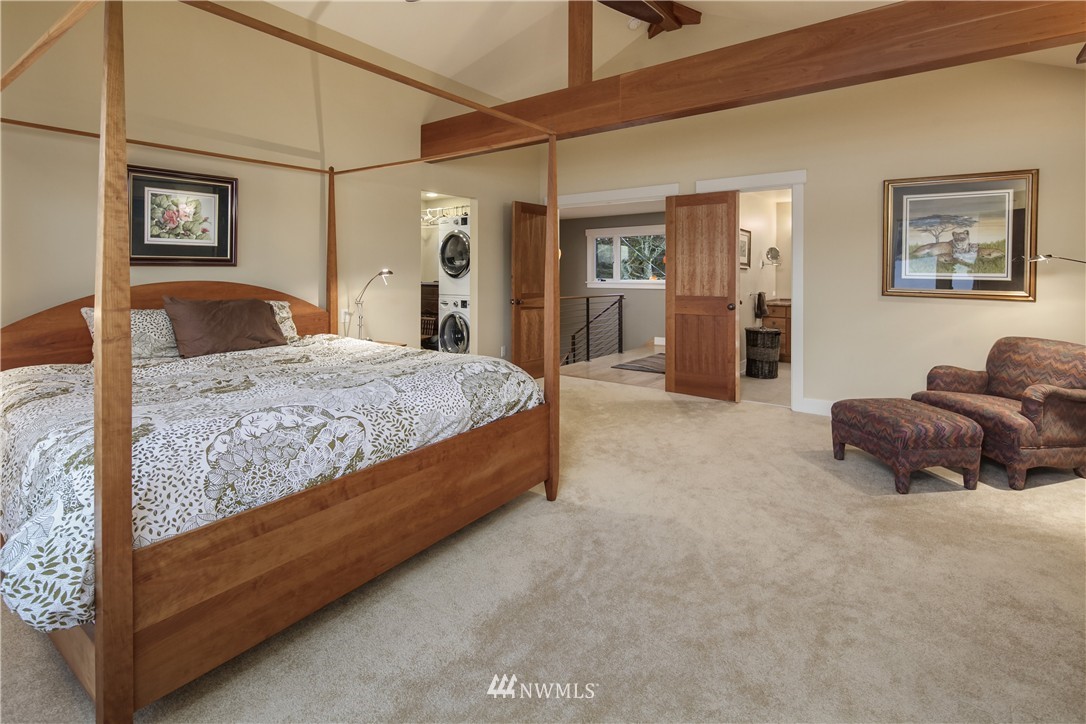 12720 Riviera Place Northeast Seattle, WA 98125 - Photo 11 of 23