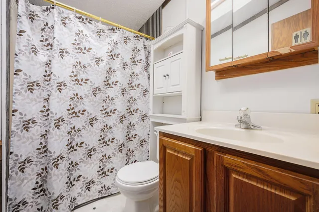 $184,900 | 12901 Millers Mill Road, Constantine, MI 49042