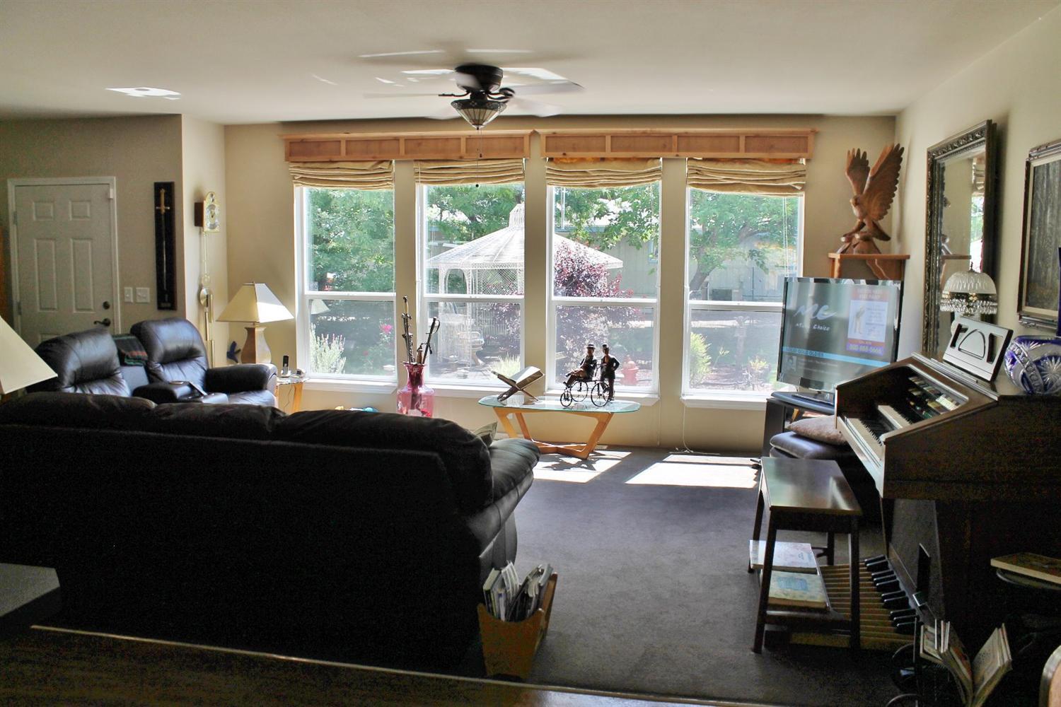 1225 South Stage Road Medford, OR 97501 - Photo 11 of 27 Additional Photo
