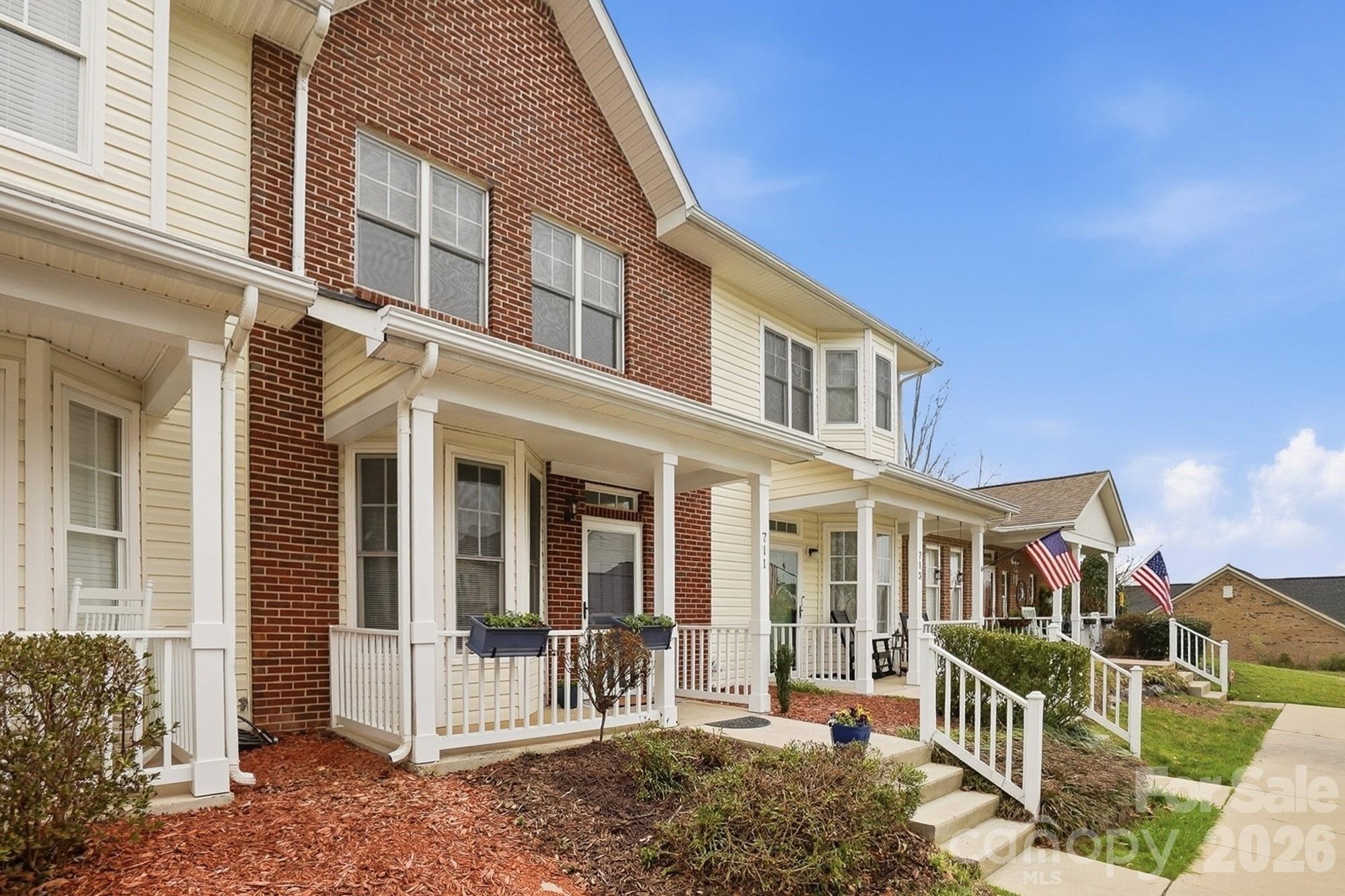 711 Stone Village Drive Fort Mill, SC 29708 - Photo 4 of 46