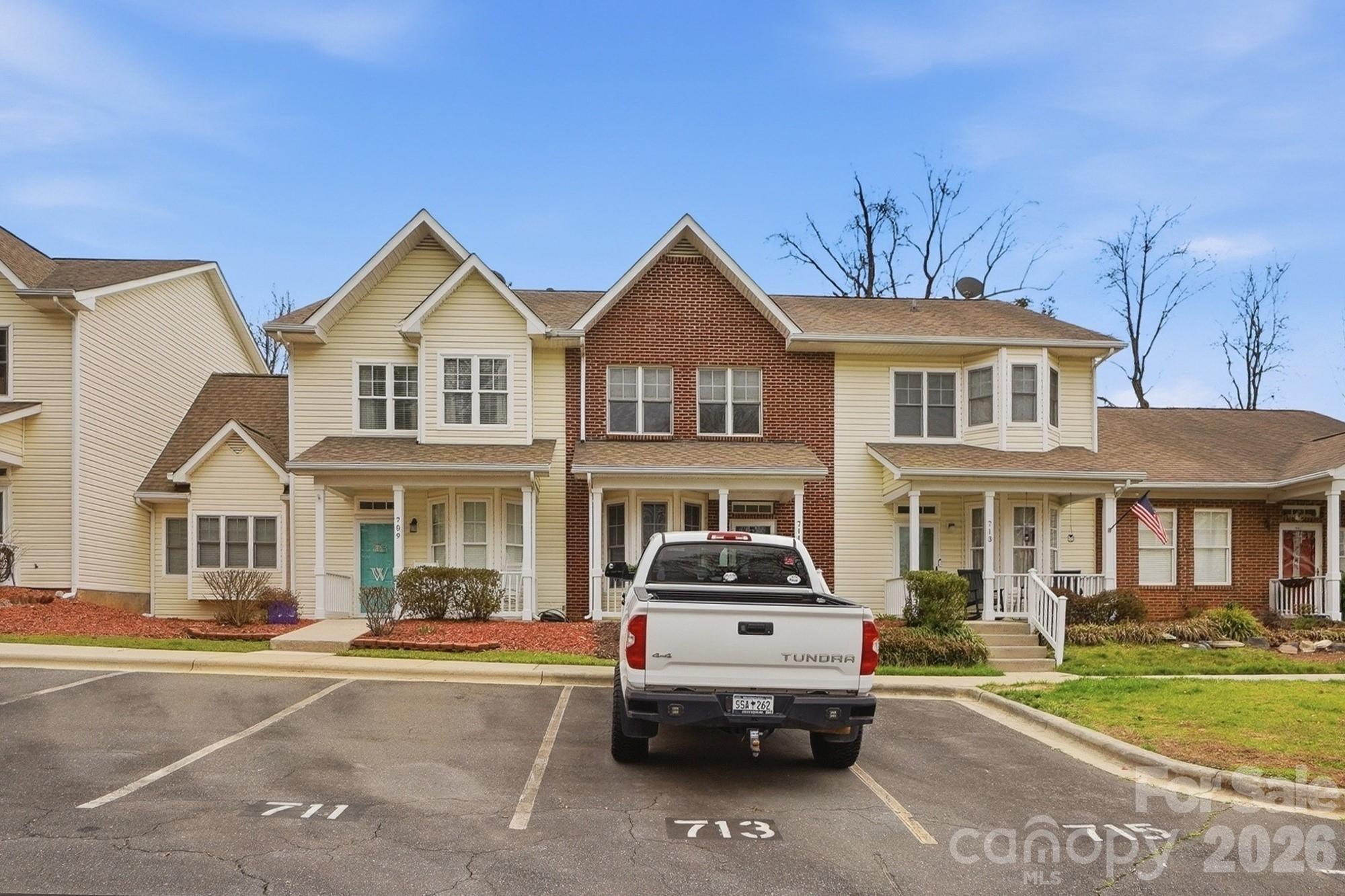 711 Stone Village Drive Fort Mill, SC 29708 - Photo 5 of 46