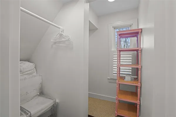 $3,500 | 8 Cross Street, Unit 1, Newport, RI 02840