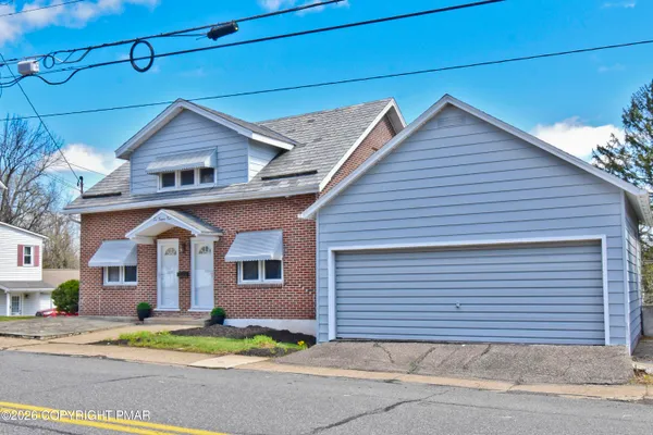 $319,900 | 621 Garibaldi Avenue, Roseto, PA 18013