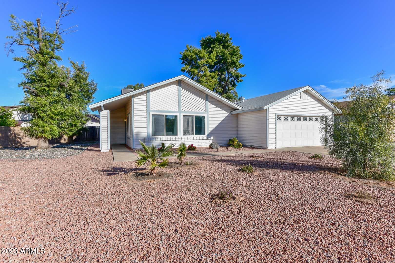 2434 West Kathleen Road Phoenix, AZ 85023 - Photo 1 of 31 Front View2
