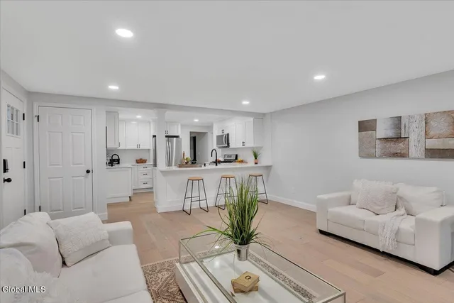 $485,000 | 2256 North Old Post Road, Schodack, NY 12033