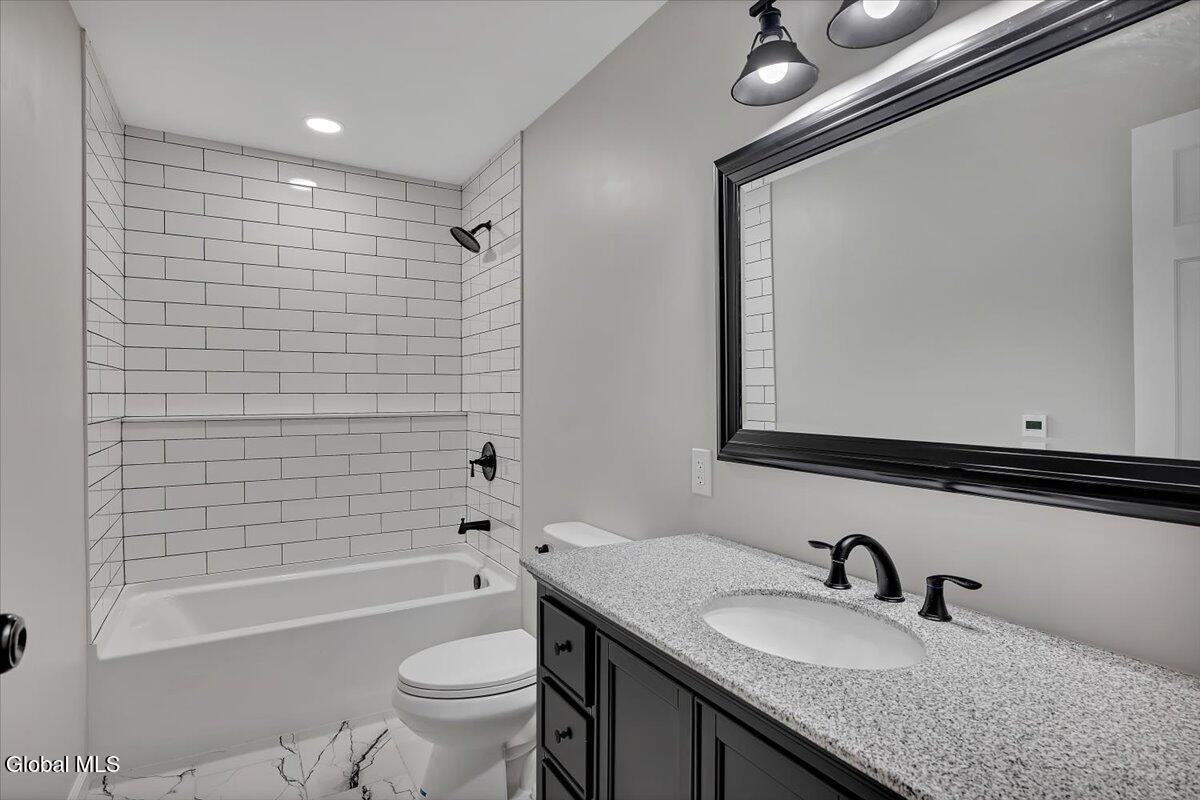 2256 North Old Post Road Schodack, NY 12033 - Photo 33 of 63 29-P1604145