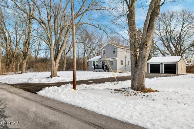 $485,000 | 2256 North Old Post Road, Schodack, NY 12033