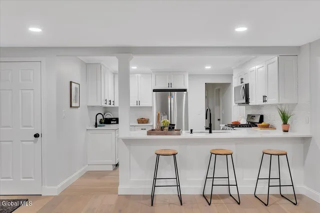 $485,000 | 2256 North Old Post Road, Schodack, NY 12033