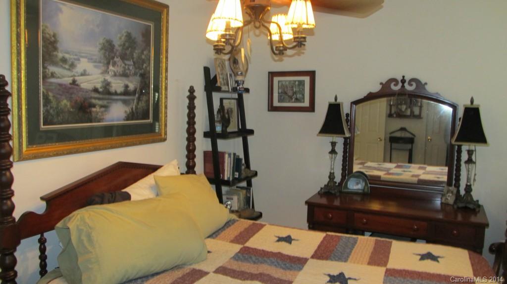 1608 Flagsworth Road, Unit 225 Clover, SC 29710 - Photo 14 of 23 Gallery Image 14