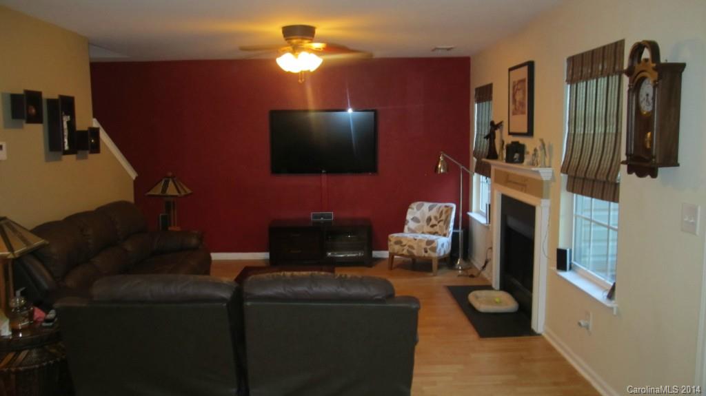 1608 Flagsworth Road, Unit 225 Clover, SC 29710 - Photo 4 of 23 Gallery Image 4