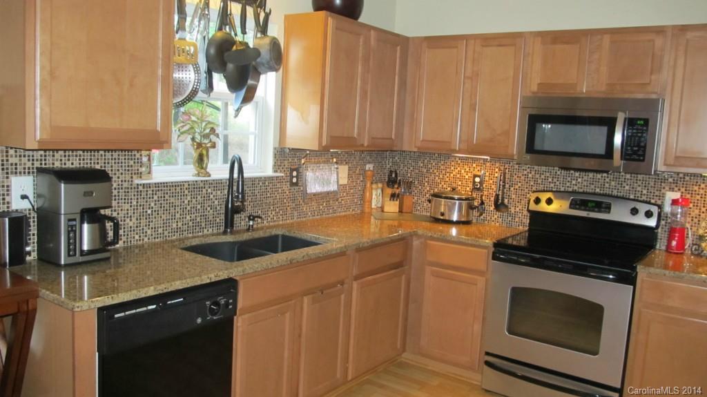1608 Flagsworth Road, Unit 225 Clover, SC 29710 - Photo 10 of 23 Gallery Image 10