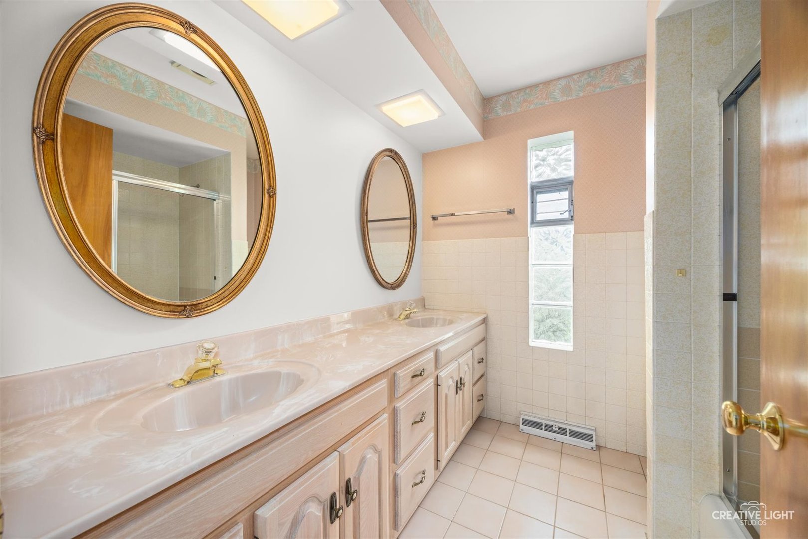 305 South Lambert Road Glen Ellyn, IL 60137 - Photo 13 of 38