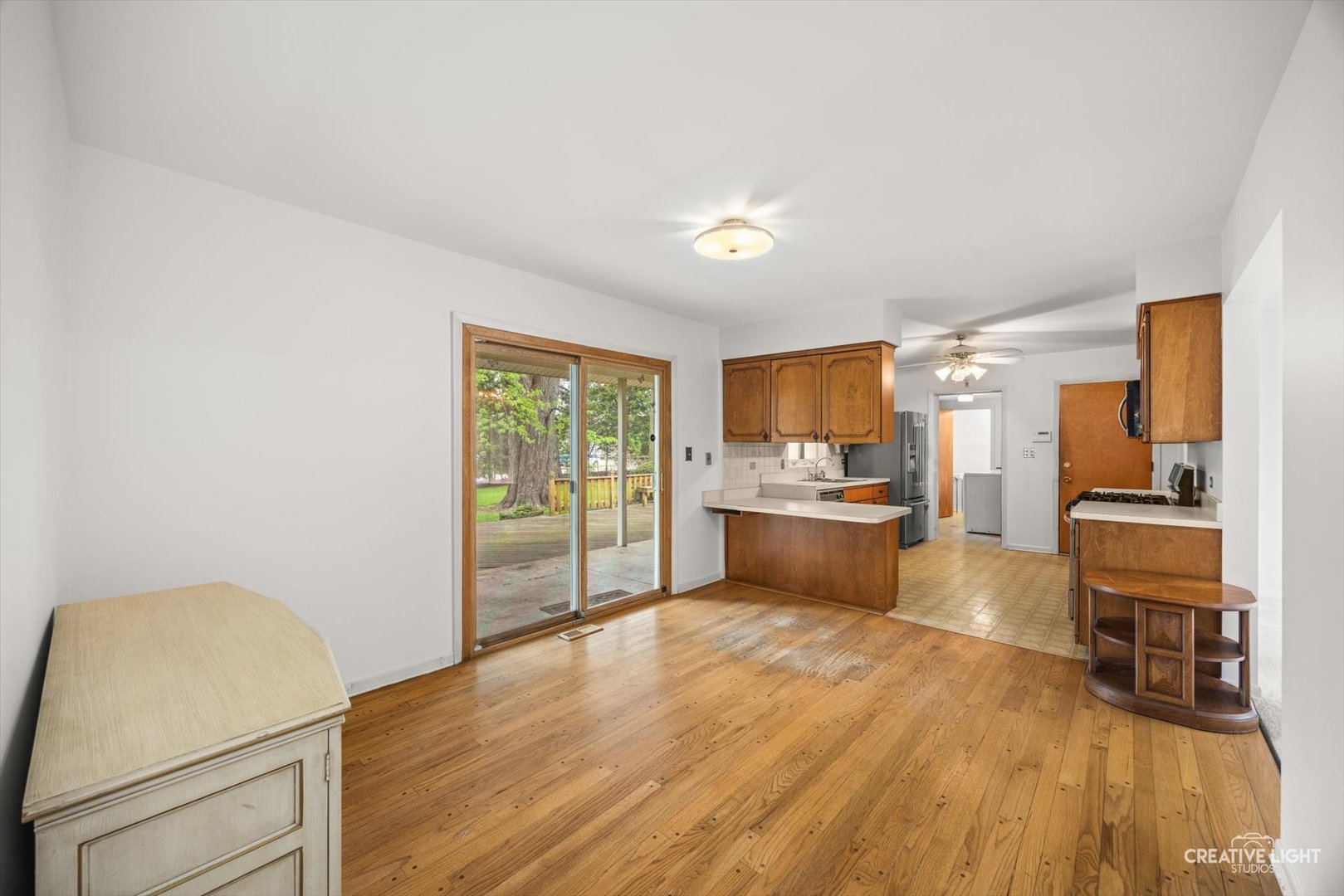 305 South Lambert Road Glen Ellyn, IL 60137 - Photo 6 of 38