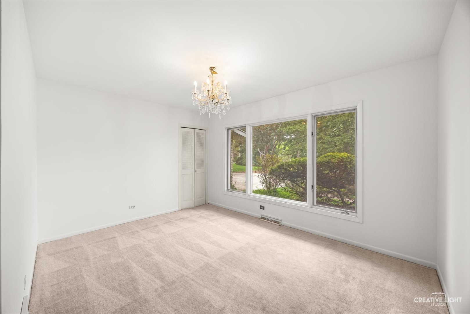 305 South Lambert Road Glen Ellyn, IL 60137 - Photo 7 of 38