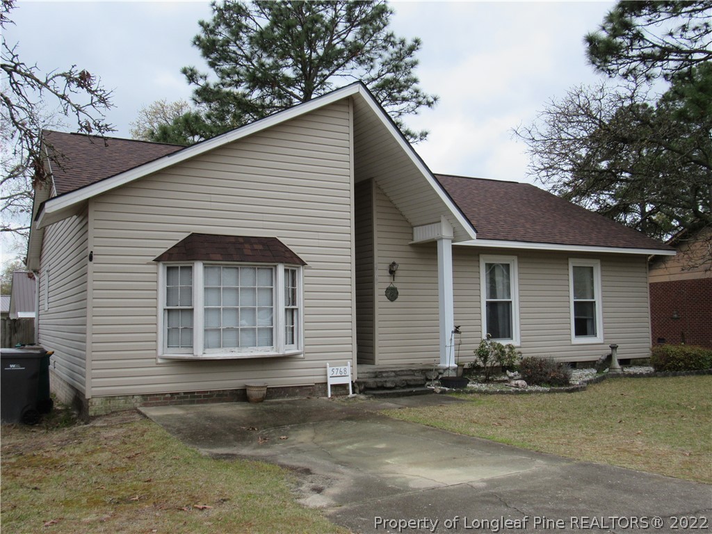 5768 Sagamore Road Hope Mills, NC 28348 - Photo 2 of 25 Gallery Image 2