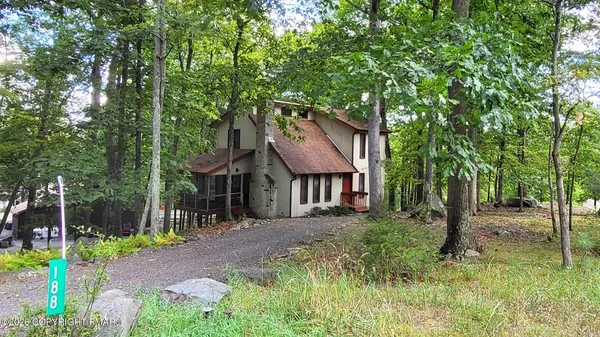 $280,000 | 188 Radcliff Road, Bushkill, PA 18324