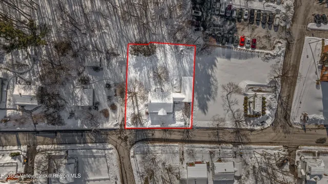 a view of outside area