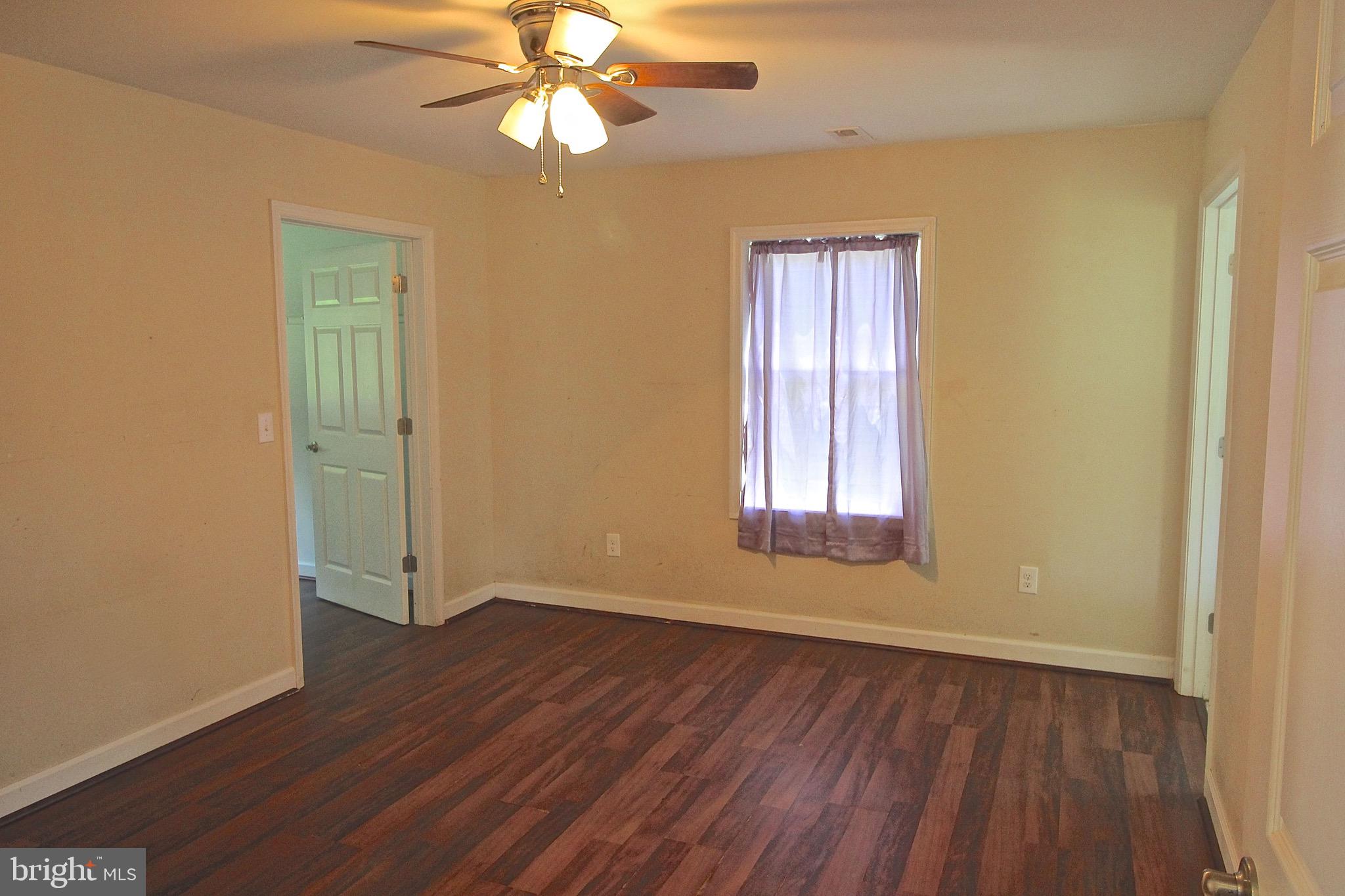 323 Goodwin Store Road Louisa, VA 23093 - Photo 8 of 15 Master bedroom suite