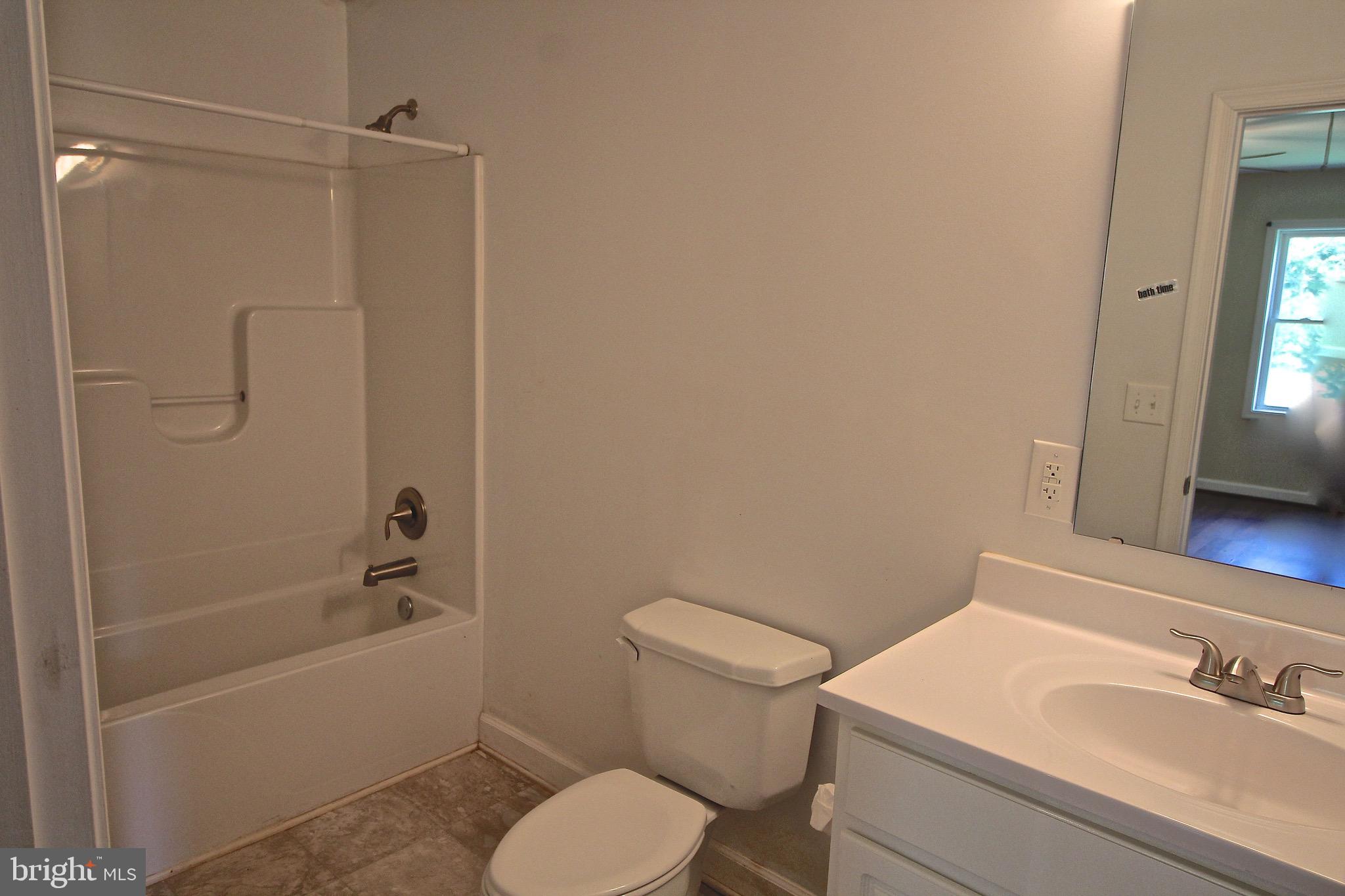 323 Goodwin Store Road Louisa, VA 23093 - Photo 9 of 15 Hall bathroom