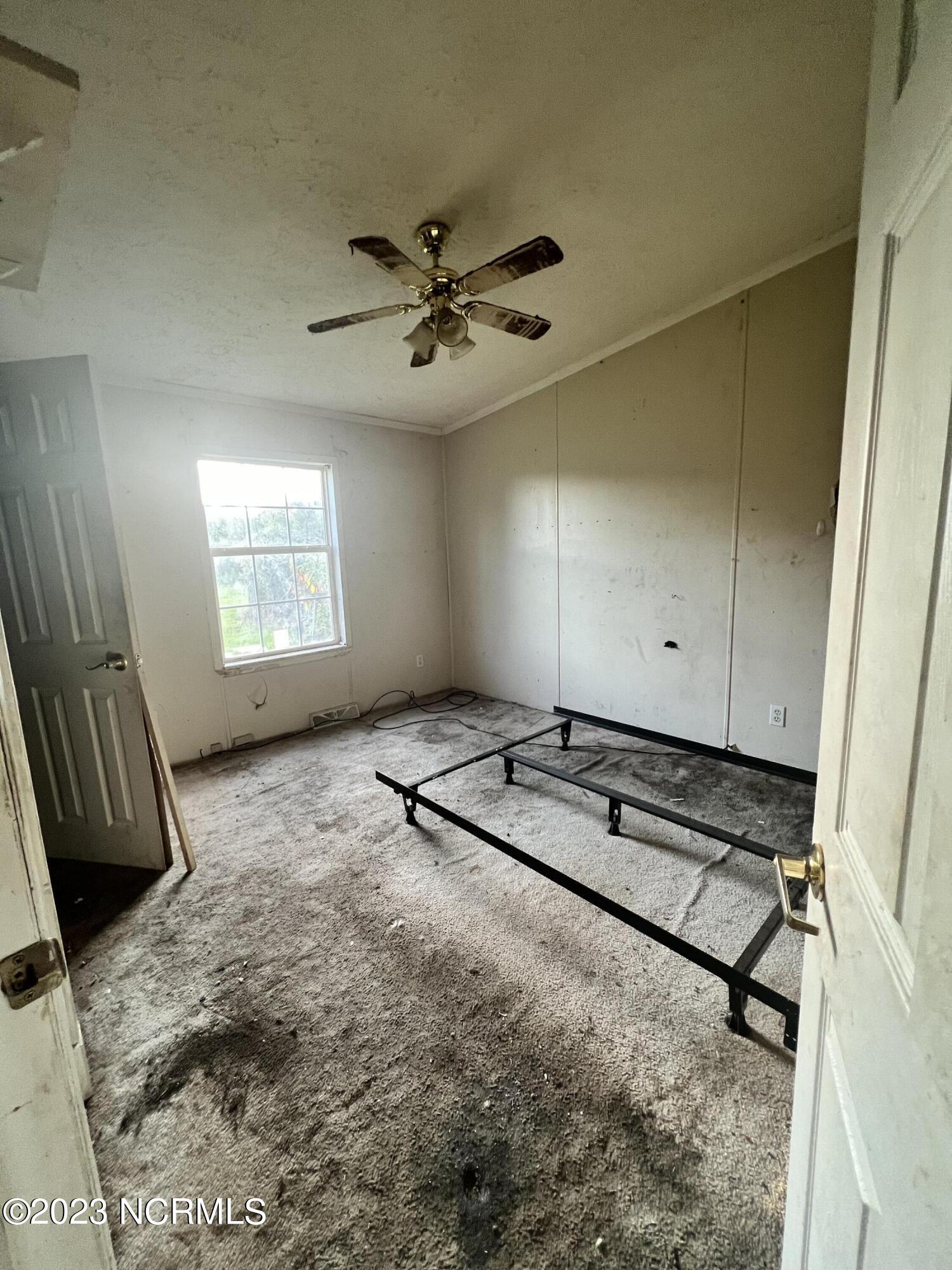470 Pollard Road Chocowinity, NC 27817 - Photo 6 of 15 IMG_2271