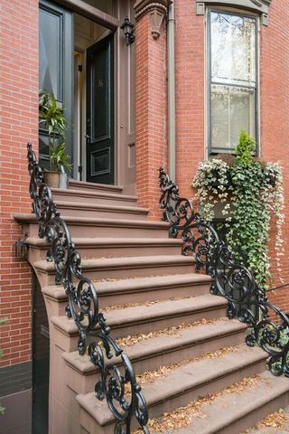 $3,300,000 | 36 Dwight Street, Unit PH, Boston, MA 02118