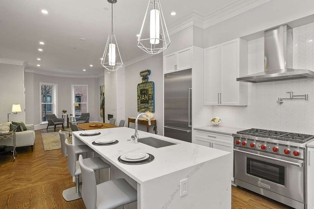 $3,300,000 | 36 Dwight Street, Unit PH, Boston, MA 02118