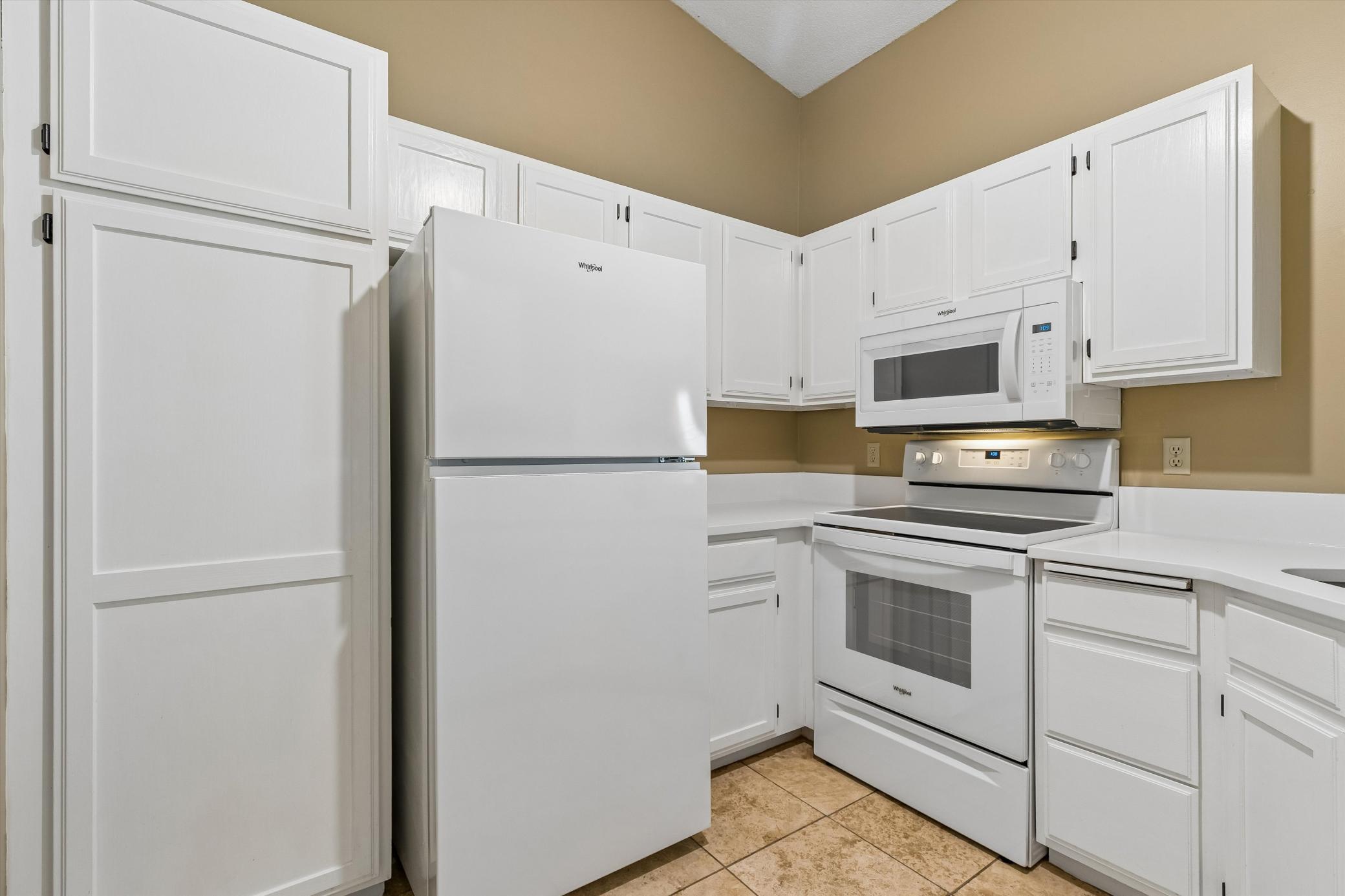 3557 Blue Jay Way, Unit 202 Eagan, MN 55123 - Photo 11 of 31