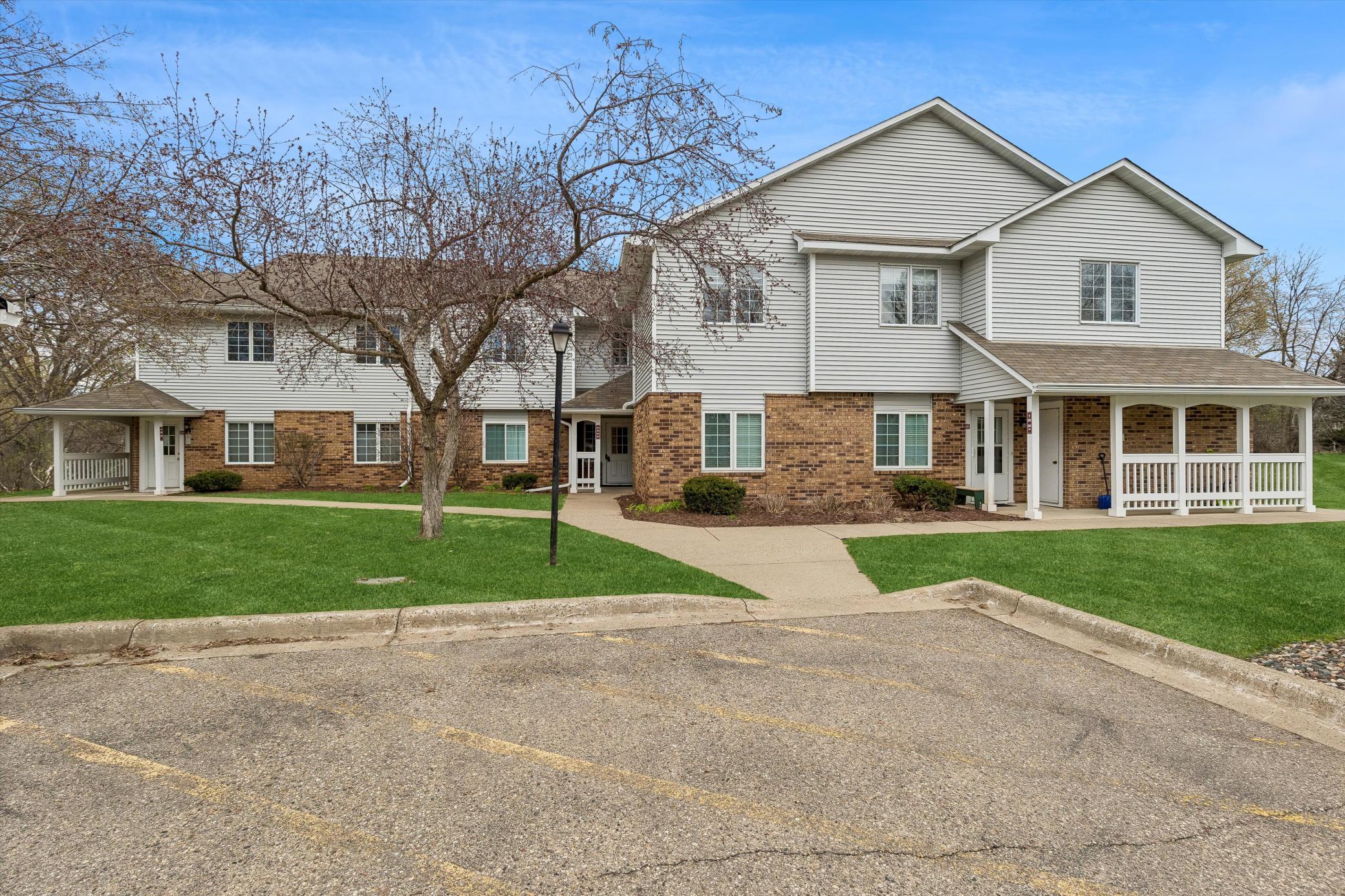 3557 Blue Jay Way, Unit 202 Eagan, MN 55123 - Photo 2 of 31