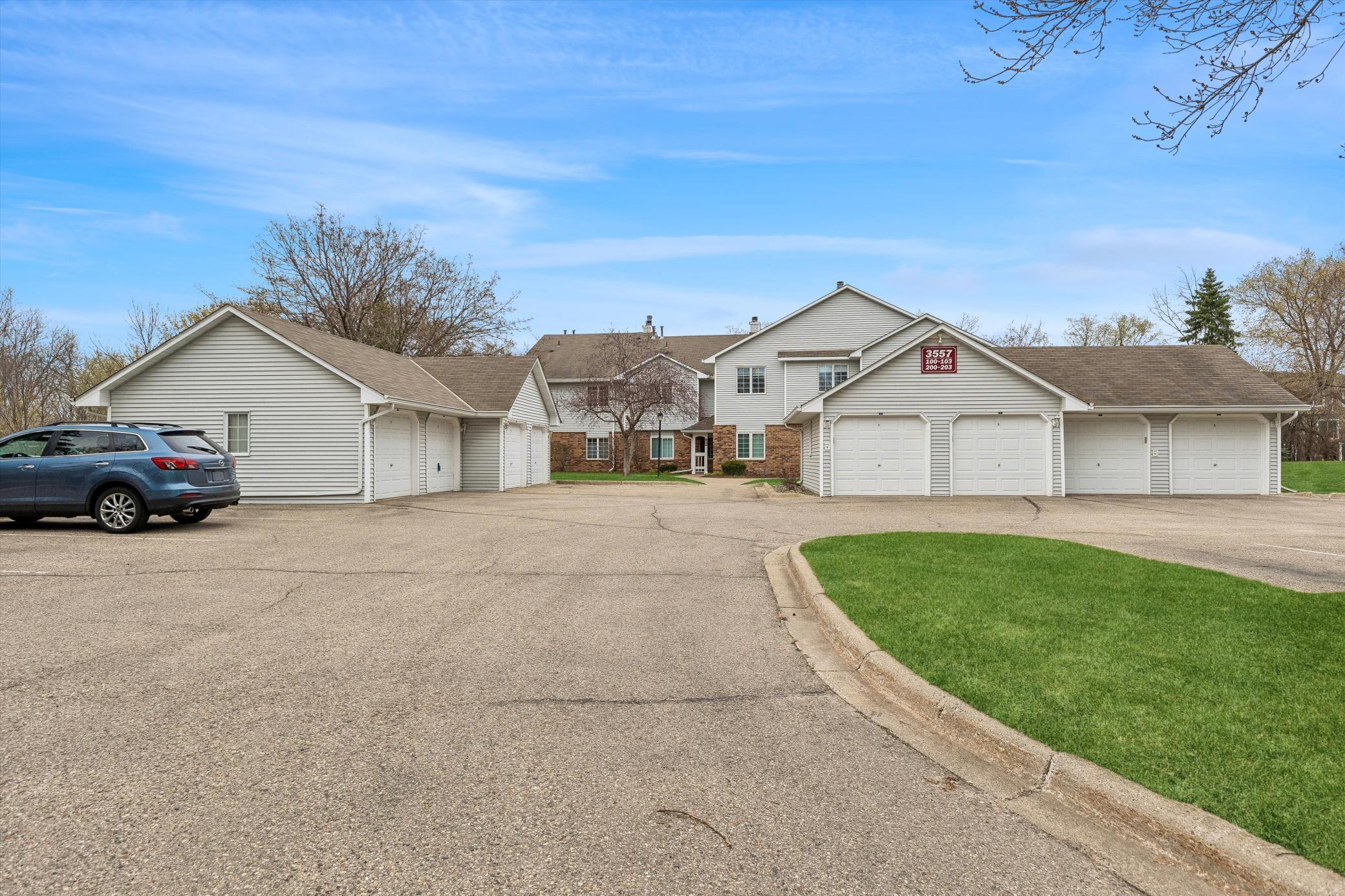 3557 Blue Jay Way, Unit 202 Eagan, MN 55123 - Photo 3 of 31