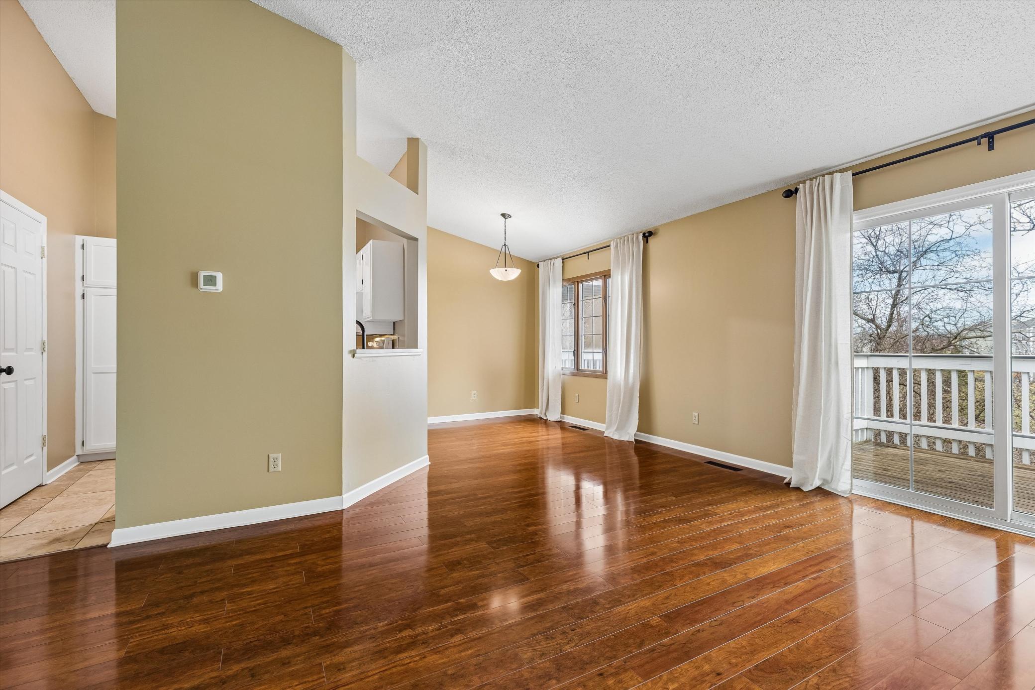3557 Blue Jay Way, Unit 202 Eagan, MN 55123 - Photo 10 of 31