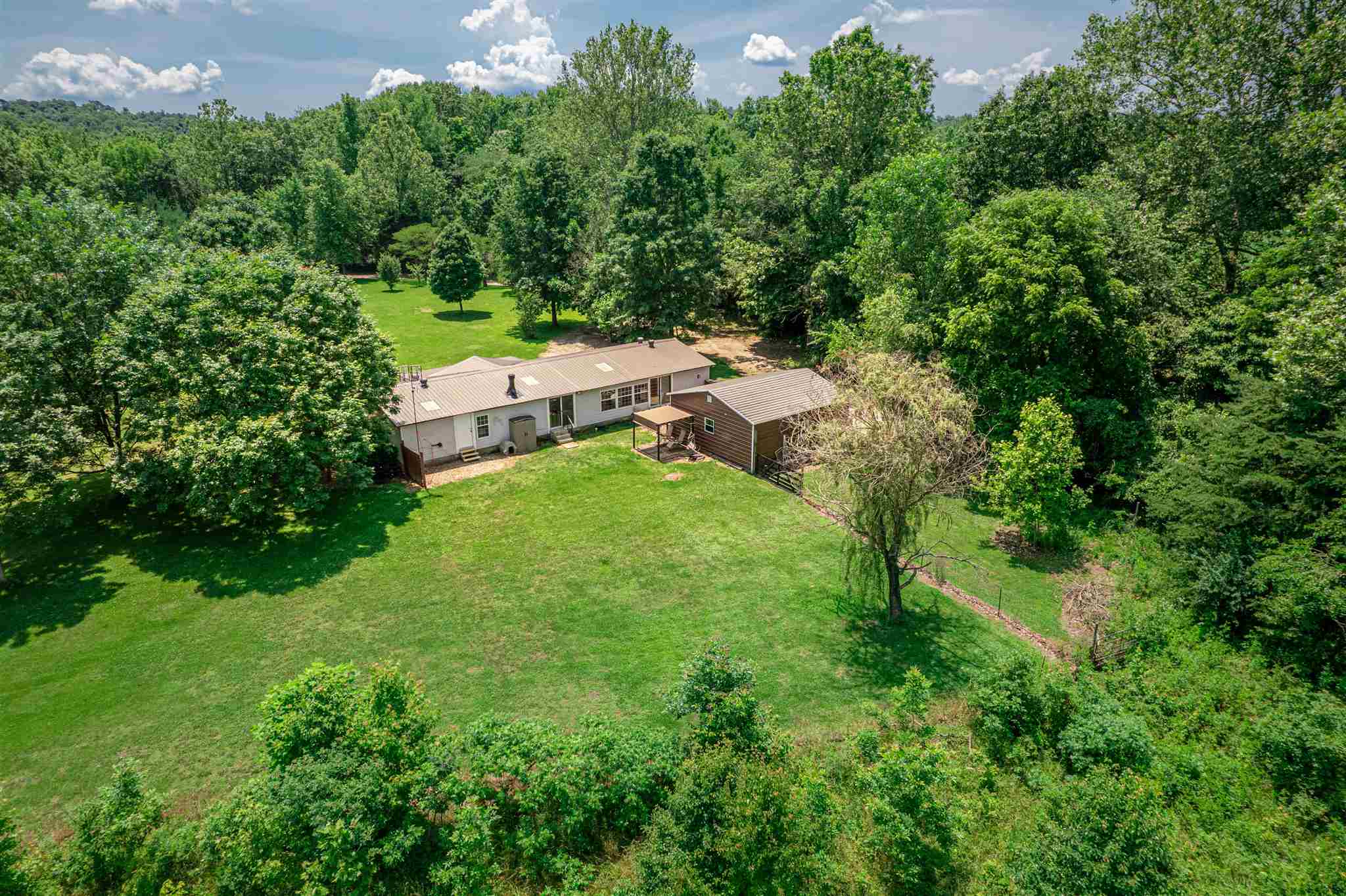 10588 Ditney Hill Road Elberfeld, IN 47613 - Photo 2 of 36 Gallery Image 2
