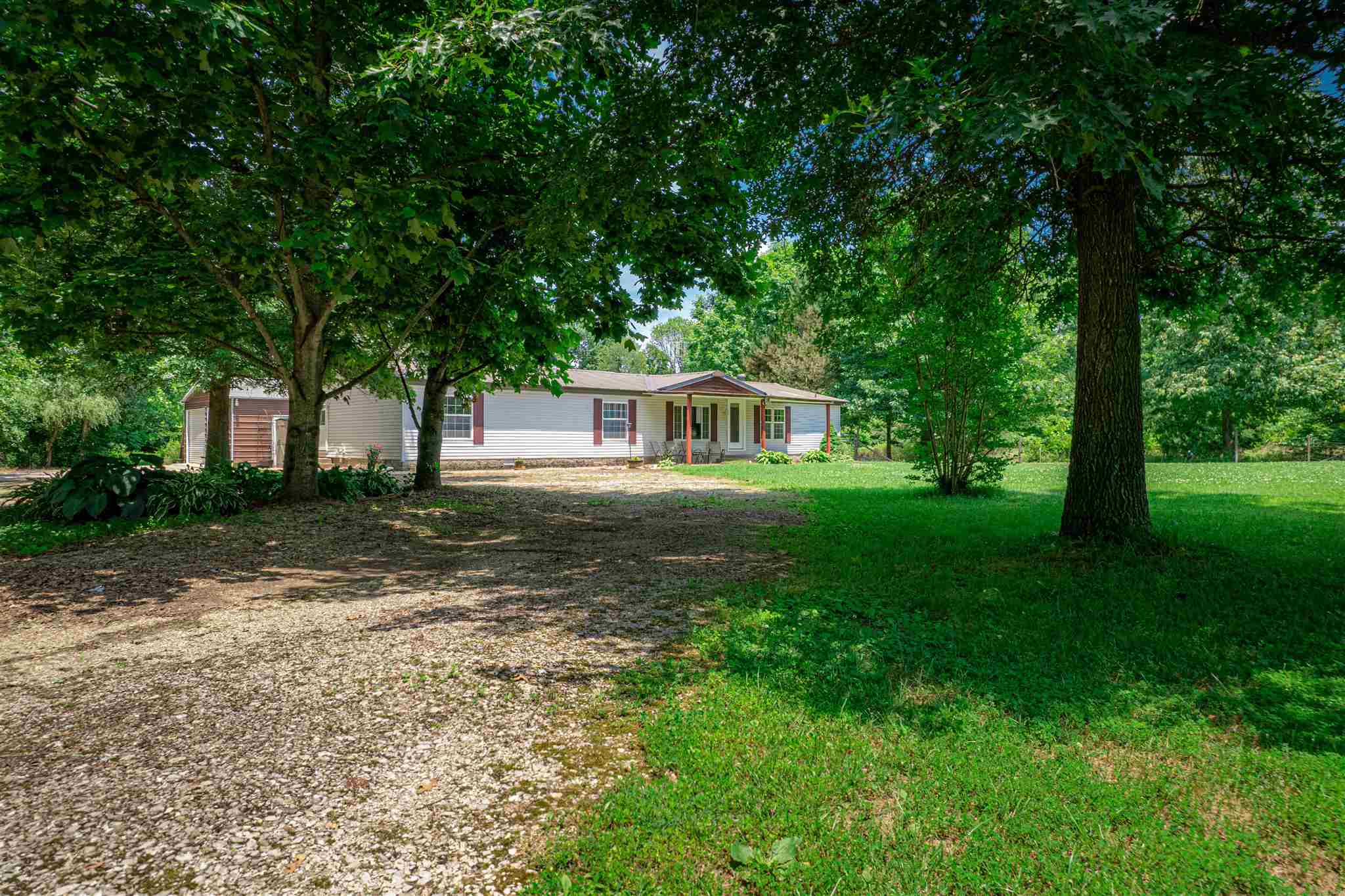 10588 Ditney Hill Road Elberfeld, IN 47613 - Photo 32 of 36 Gallery Image 32