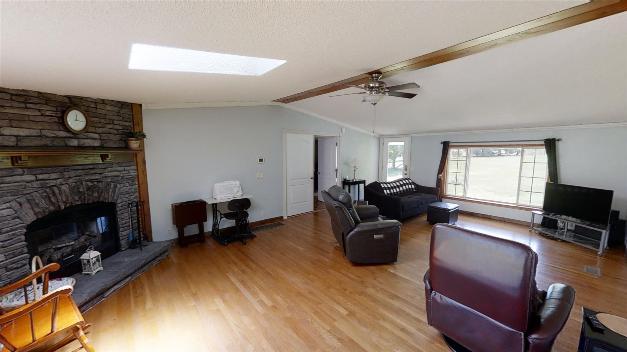 10588 Ditney Hill Road Elberfeld, IN 47613 - Photo 5 of 36 Gallery Image 5