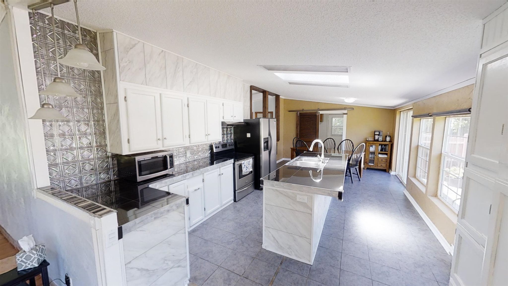 10588 Ditney Hill Road Elberfeld, IN 47613 - Photo 7 of 36 Gallery Image 7