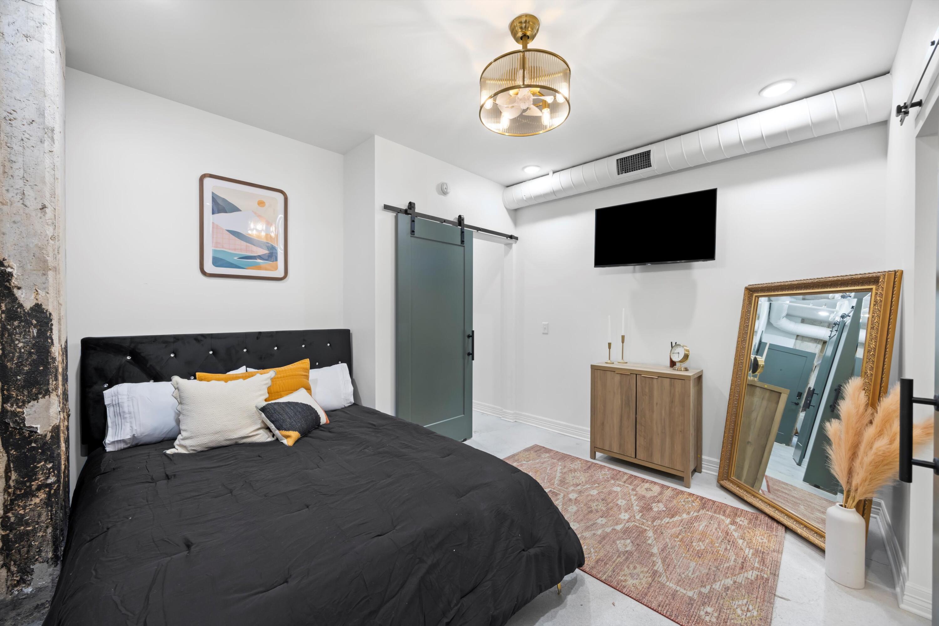 117 East 7th Street, Unit 506F Chattanooga, TN 37402 - Photo 18 of 31 18-6-090A7583