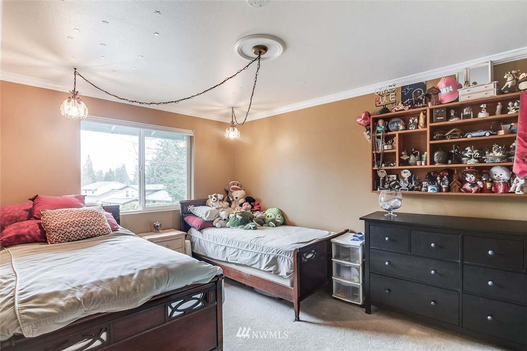 16304 145th Avenue Southeast Renton, WA 98058 - Photo 18 of 24 Gallery Image 18