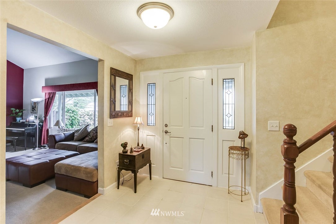 16304 145th Avenue Southeast Renton, WA 98058 - Photo 3 of 24 Gallery Image 3