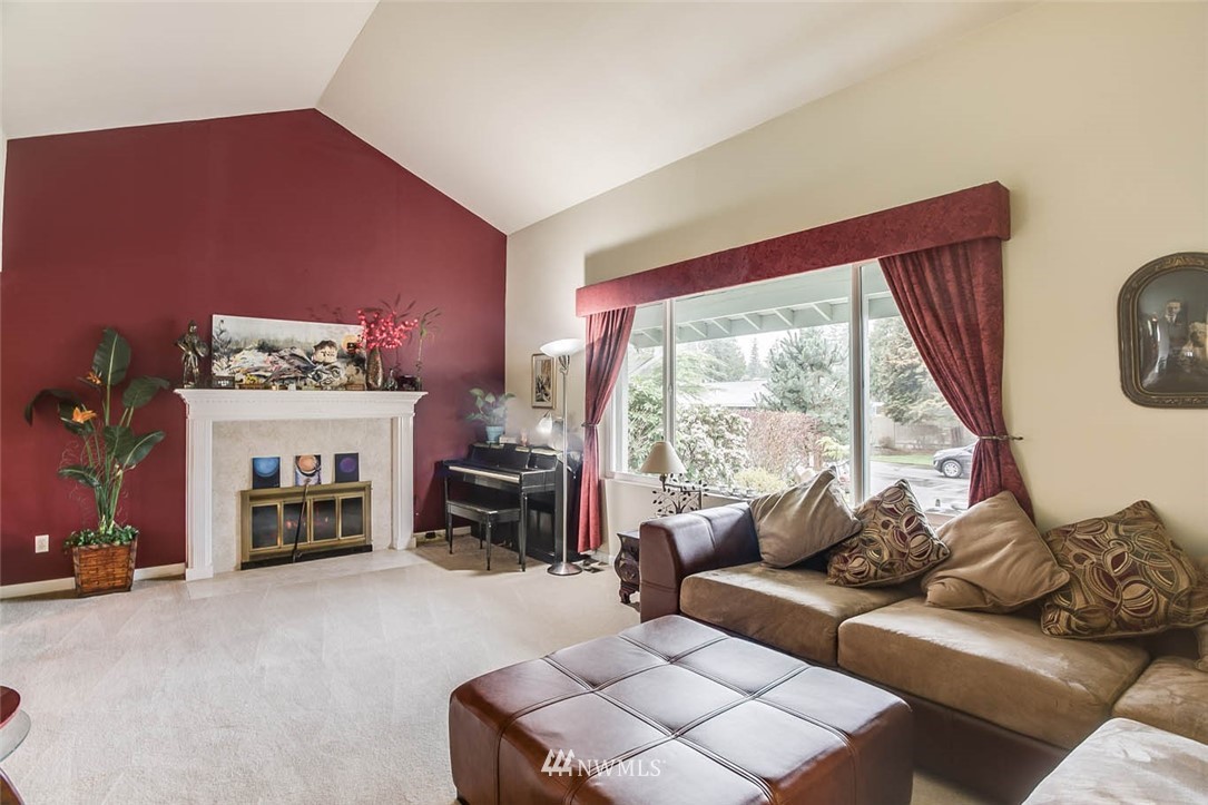 16304 145th Avenue Southeast Renton, WA 98058 - Photo 5 of 24 Gallery Image 5