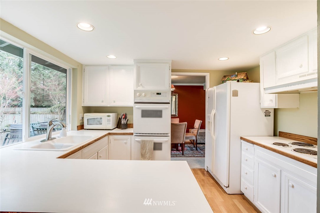 16304 145th Avenue Southeast Renton, WA 98058 - Photo 8 of 24 Gallery Image 8
