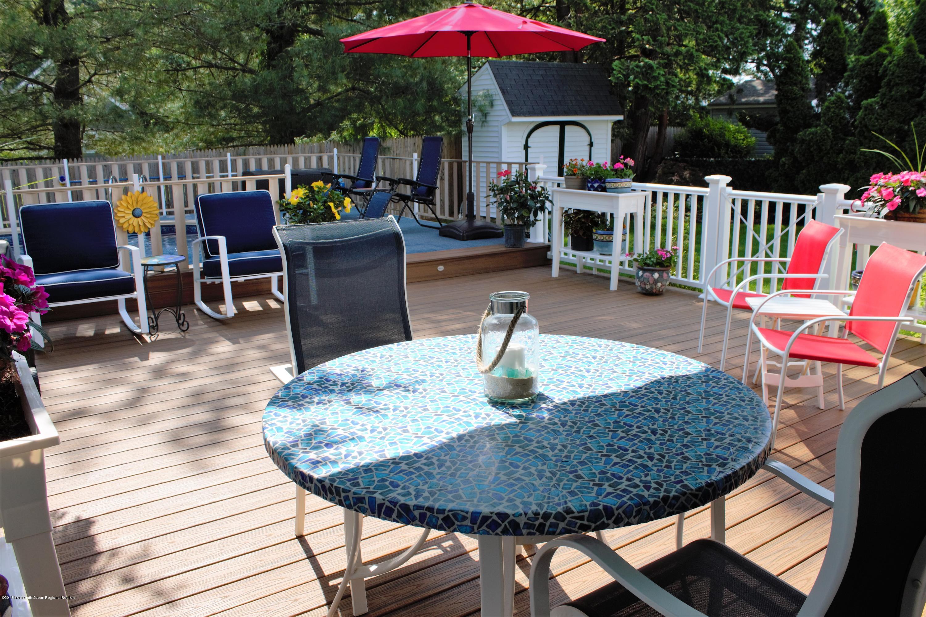 263 E Road Belford, NJ 07718 - Photo 11 of 24 IMG_1748 (2)