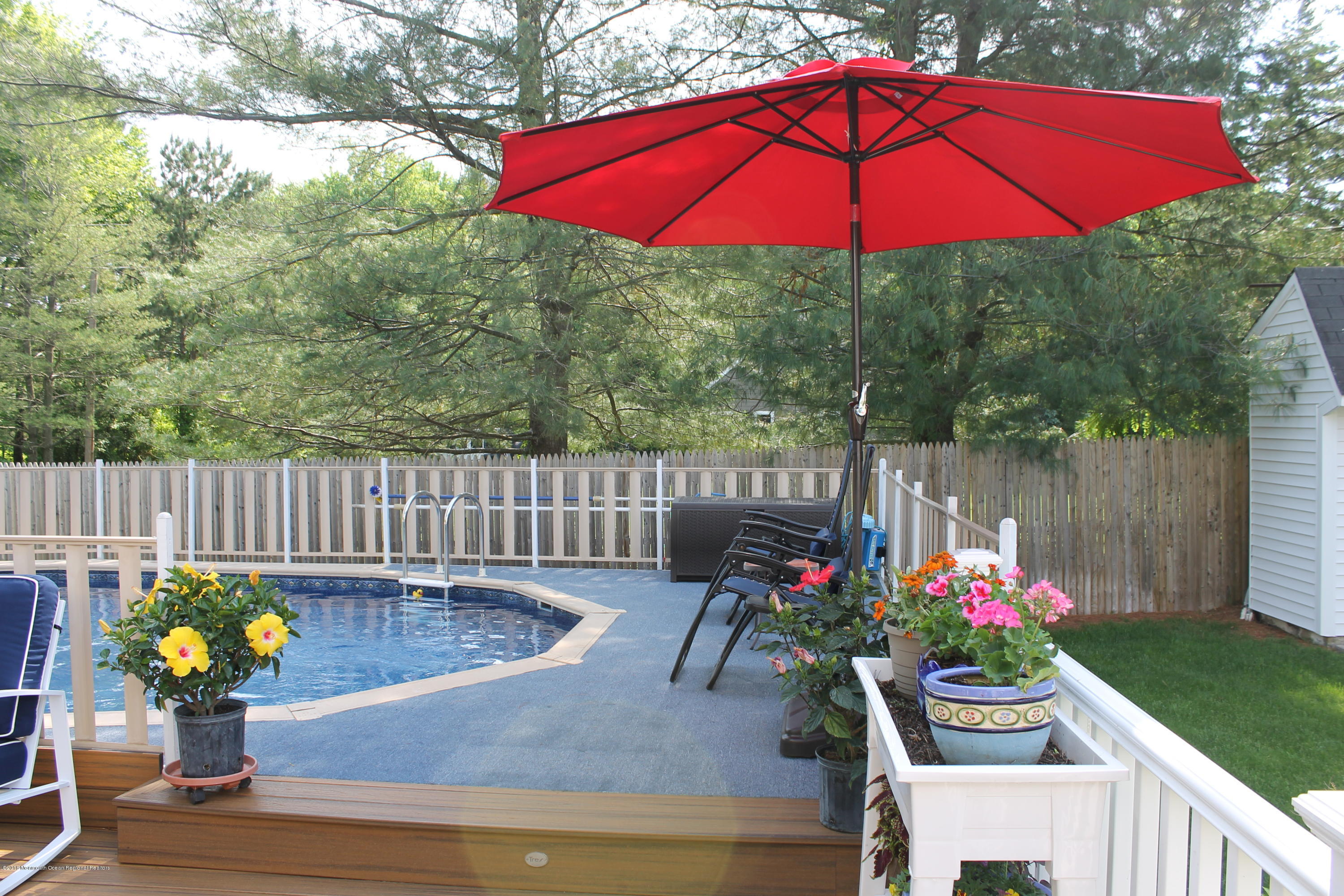 263 E Road Belford, NJ 07718 - Photo 10 of 24 IMG_1742